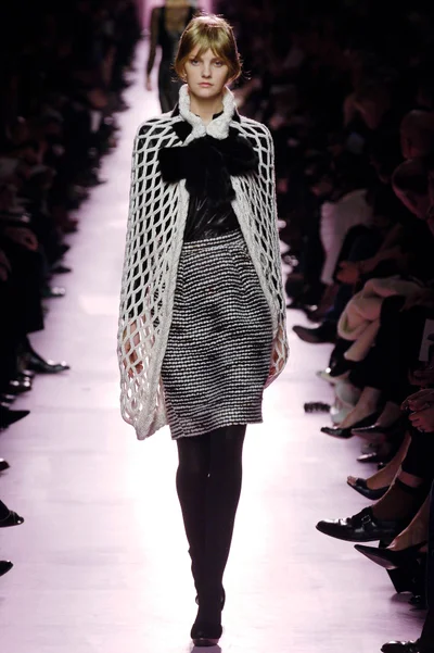 Look 33